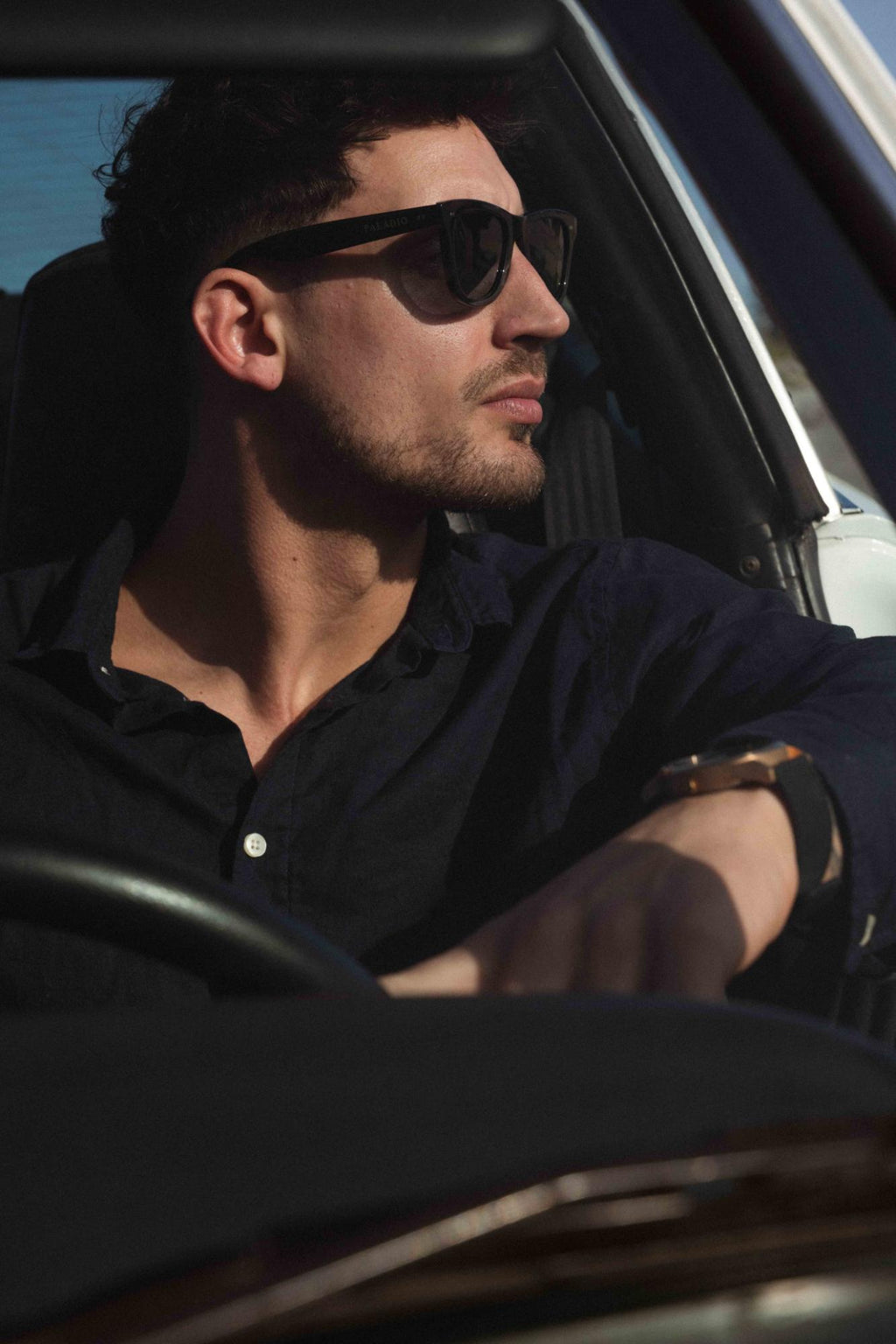RAVELLO Black